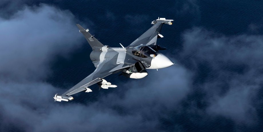 JAS 39 Gripen самолет