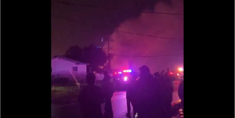 авіакатастрофа в США, аварія літака, звалився літак