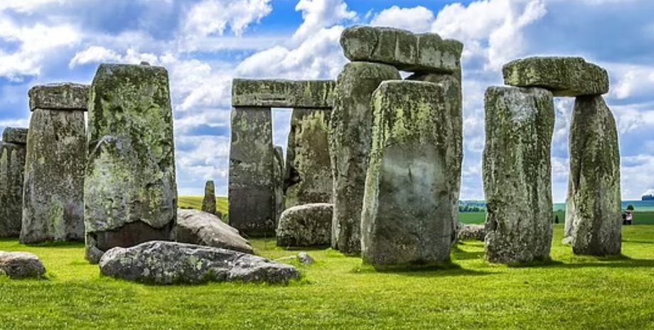 гендж, Стоунгендж, термін, ров, насип, коло, камінь, бронзова доба,  друїди, історія, ритуали, походження, споруда, місце