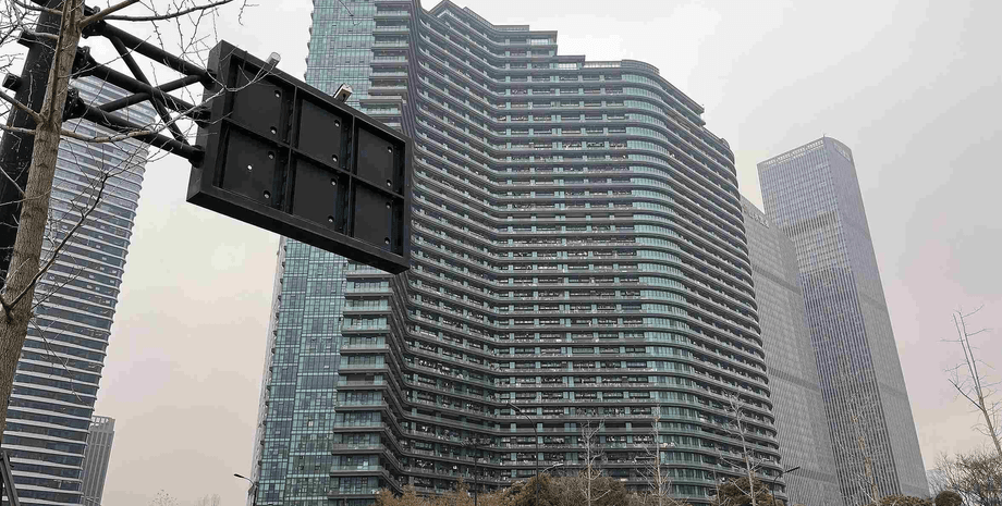 Огромный жилой комплекс Regent International в Китае может поместить около 20 000 человек