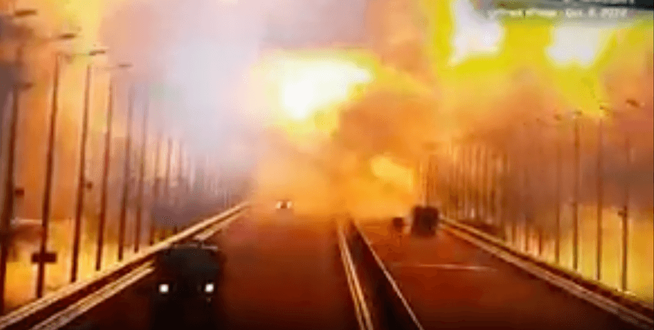 кто подорвал крымский мост, крымский мост, горит крымский мост, пожар на крымском мосту, диверсия на крымском мосту, теракт на крымском мосту