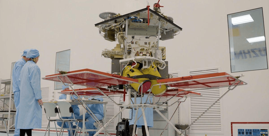 Сколько потратили на создание спутника "Сич 2-30"