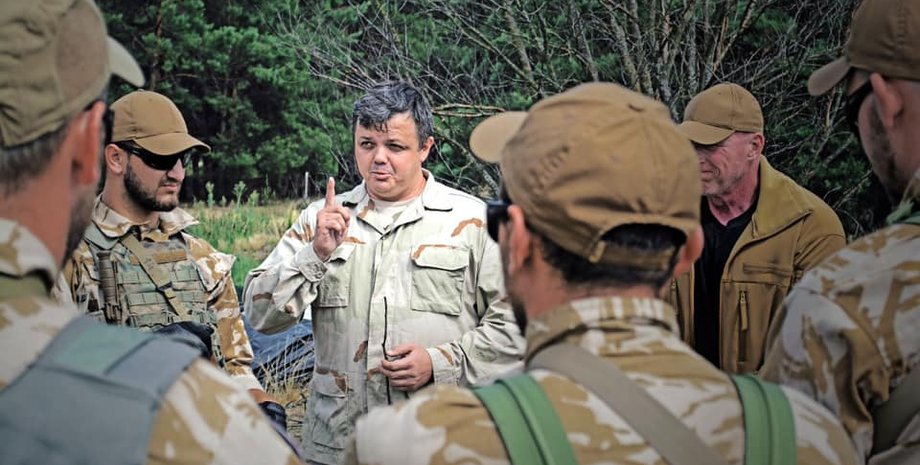 чвк, семенченко, избиение, шевченко, частная военная компания, разбили лицо