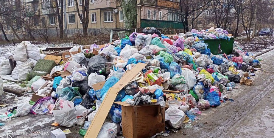 Мусор в Донецке