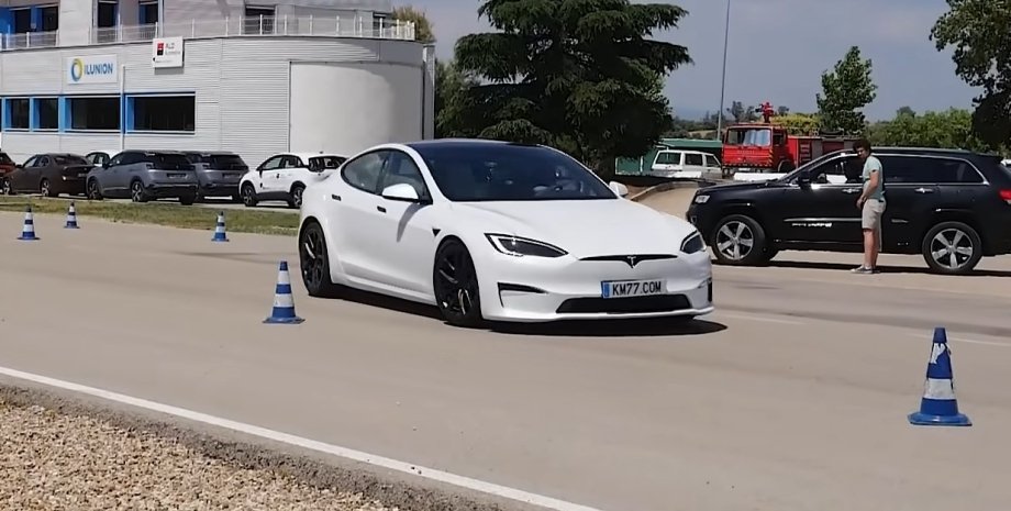 Tesla, Tesla Model S Plaid, Авто, Автомобили, Электромобили, Электрокары, Видео, Лосиный тест