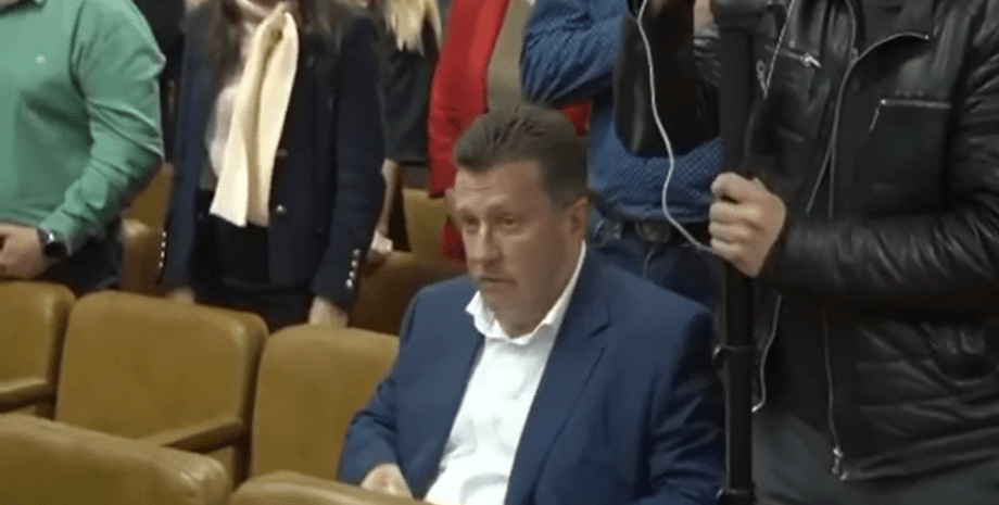 Антон Яценко, Батькивщина, яценко, нардеп, депутат яценко, гимн, исполнение гимна, гимн Украины, парламентарий