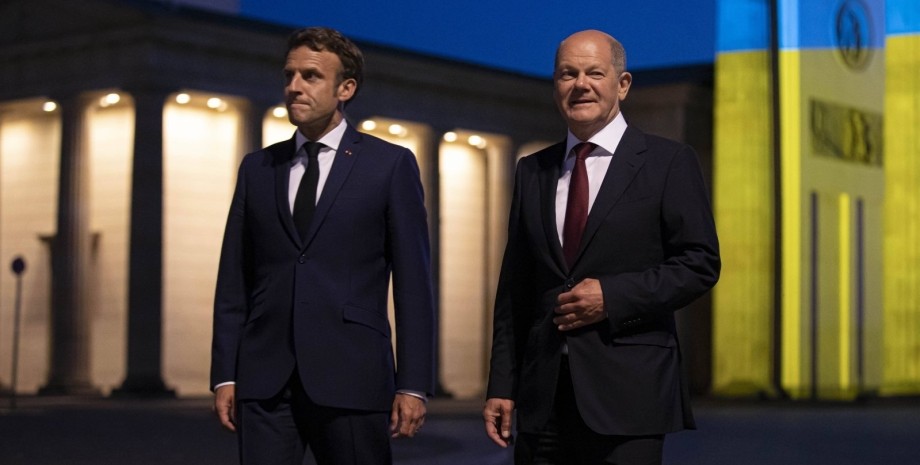 Президент Франції, Емманюель Макрон, канцлер Німеччини, Олаф Шольц, постачання зброї Україні, фото