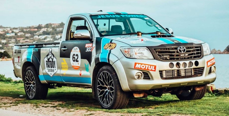 toyota hilux v12, Toyota Hilux, тюнинг Toyota Hilux, пикап Toyota, пикап тойота