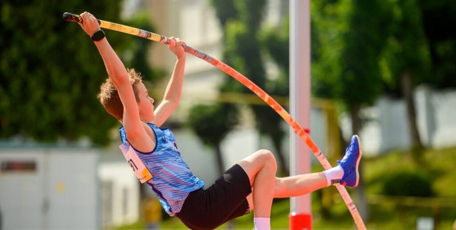 Прыжок Матвея Строгалева