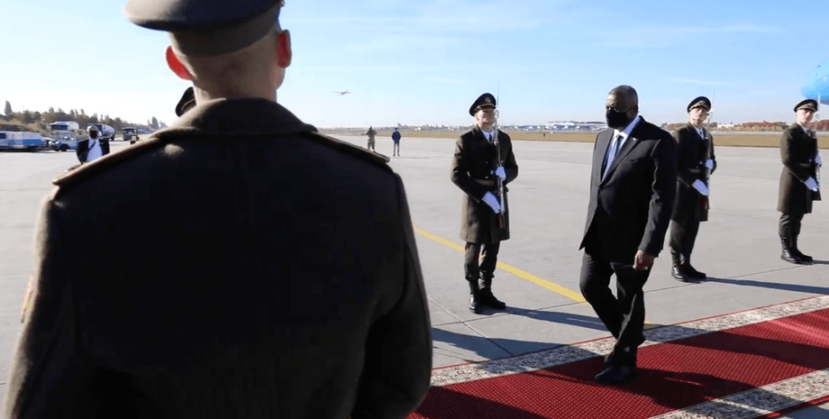 Остин, Пентагон, США, Киев