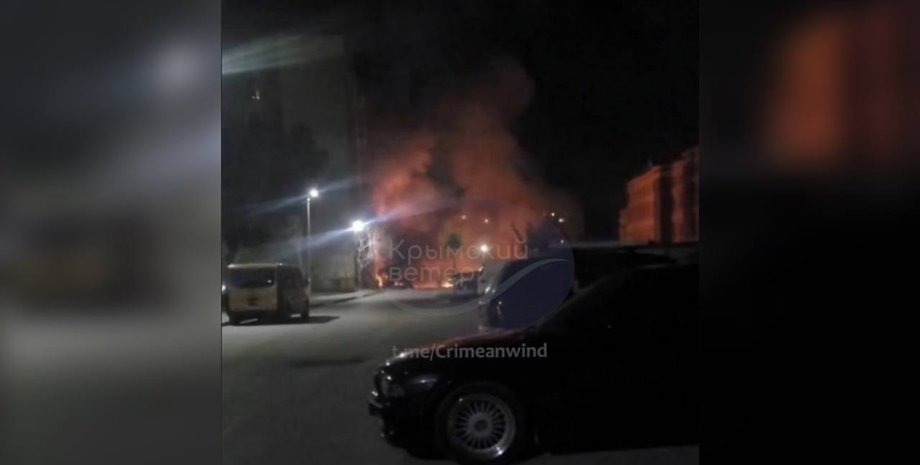 Взрывы в оккупированном Крыму вблизи здания ФСБ