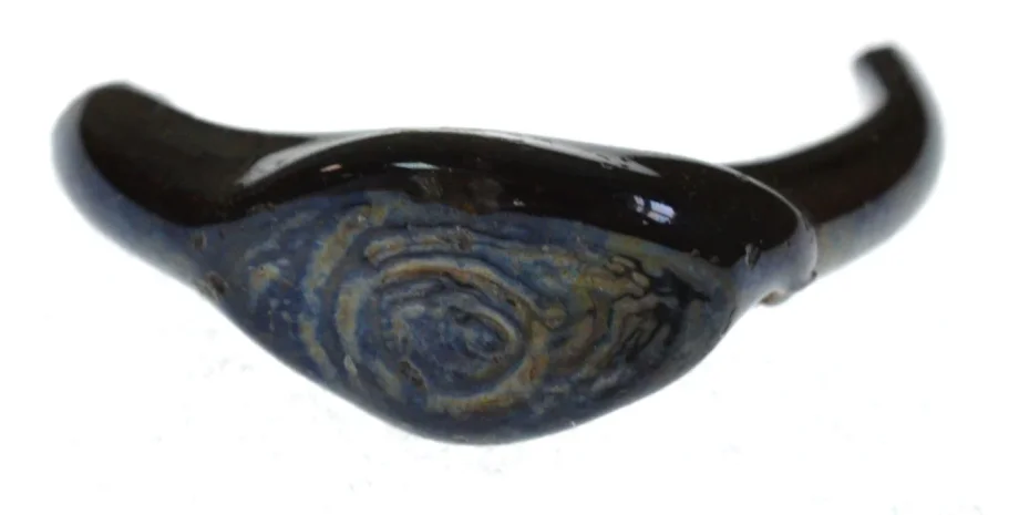 свинець, свинцеве скло, кришталь, скло, виробництво, намистини, перстень, ремісники, прикраса, артефакти, Польща