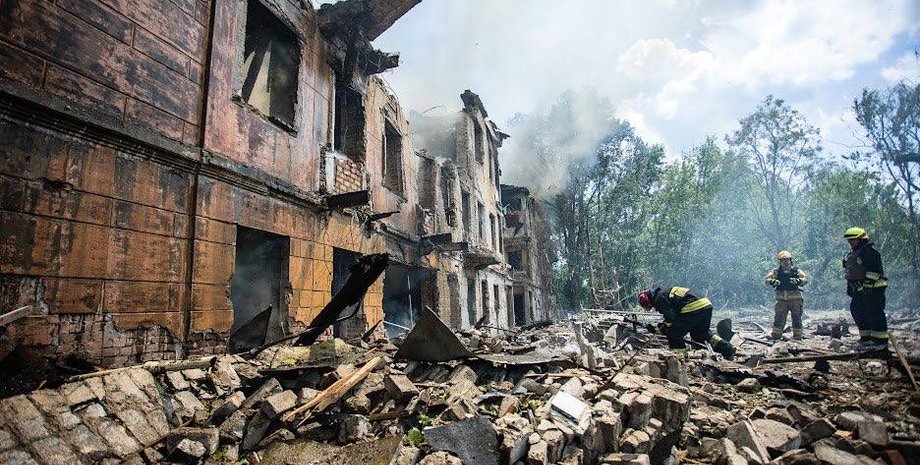 Удар по больнице в Днепре, фото