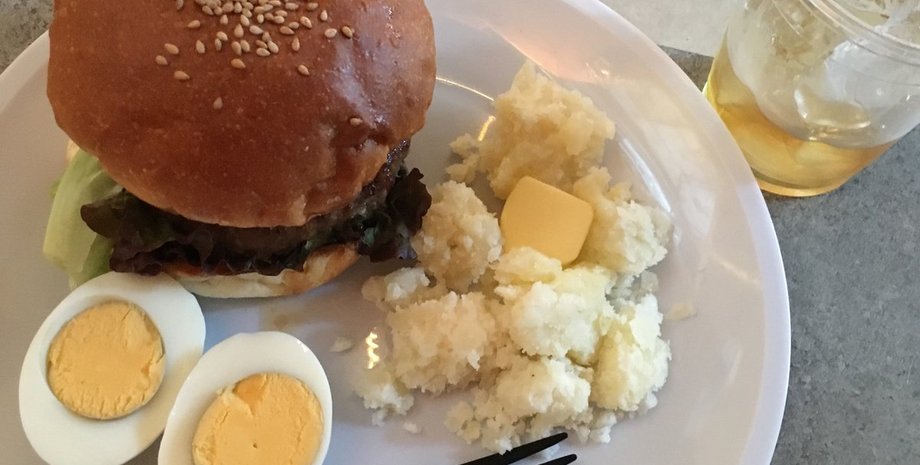 Фото twitter.com/se_qui_ay