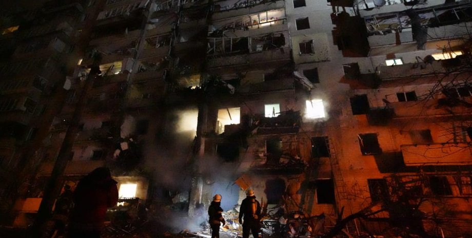 Київ атака пожежа вторгнення БПЛА система ППО напад рятувальники авіаудар