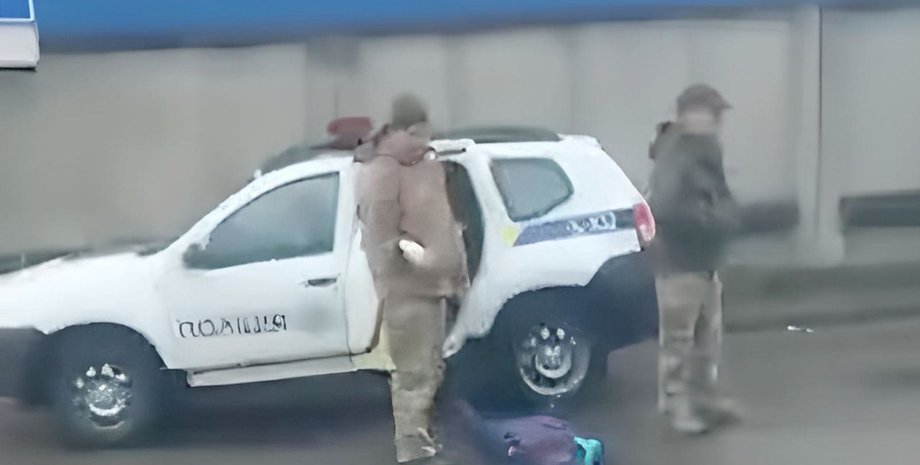 раздача повесток, мобилизация, всеобщая мобилизация, мобилизация в Украине, Ивано-Франковск