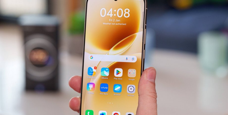 Vivo V70 дисплей обзор смартфона