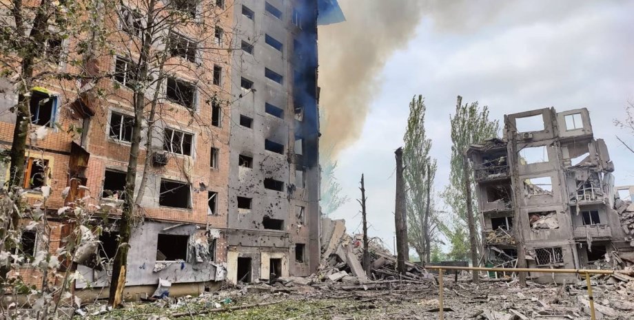 вихід з Авдіївки, причини виходу з Авдіївки, якої зброї не вистачало українським бійцям, втрати РФ
