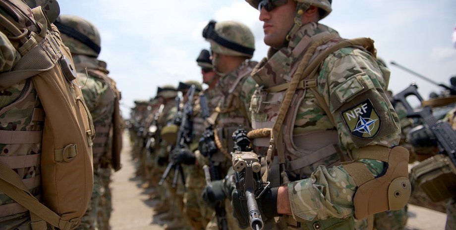 Солдаты НАТО