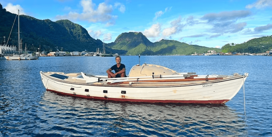 Знайшли посеред Тихого океану, саморобний човен, новий рекорд, перетнути Тихий океан, круїзне судно, знайшли посеред океану