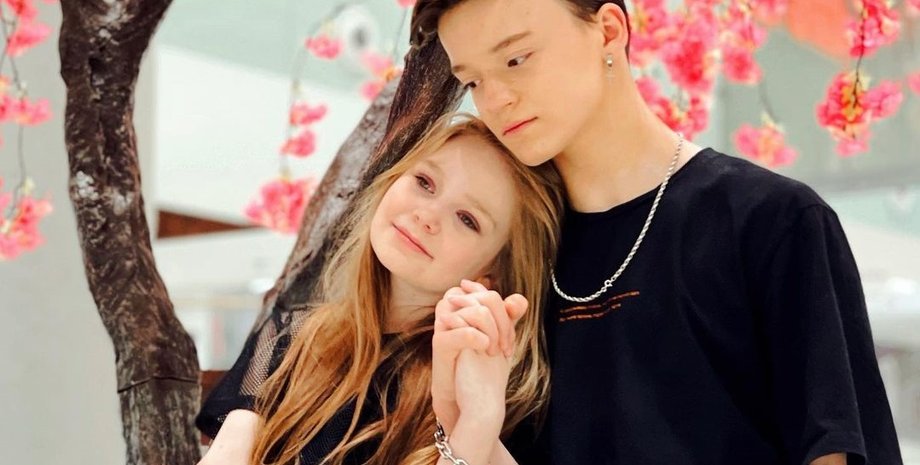 блогери в інстаграме, соцмережа видалила акаунти неповнолітніх дітей