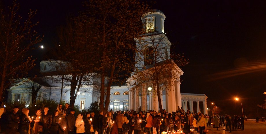 срочные новости сумы война, великодень, когда была пасха в 2021 году, обстрел доброполье, взрыв во львове сегодня, обстрел василькова сегодня
