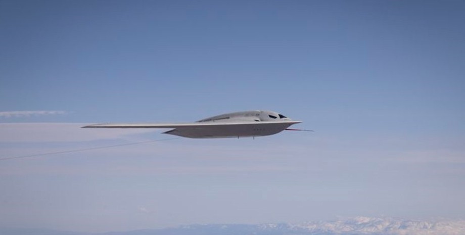 самолет B-21 Raider бомбардировщик B-21 Raider