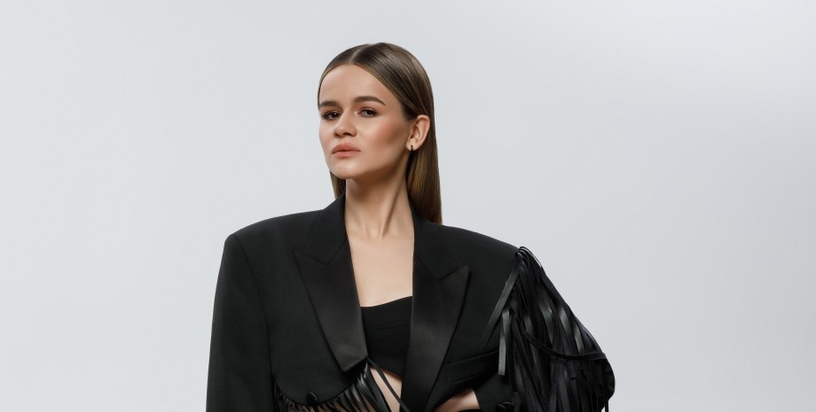 SOWA скандал з рейдом ТЦК SOWA скандал ТЦК, співачка SOWA рейд ТЦК, хайп на темі ТЦК, SOWA обурення українців, скандальне відео SOWA