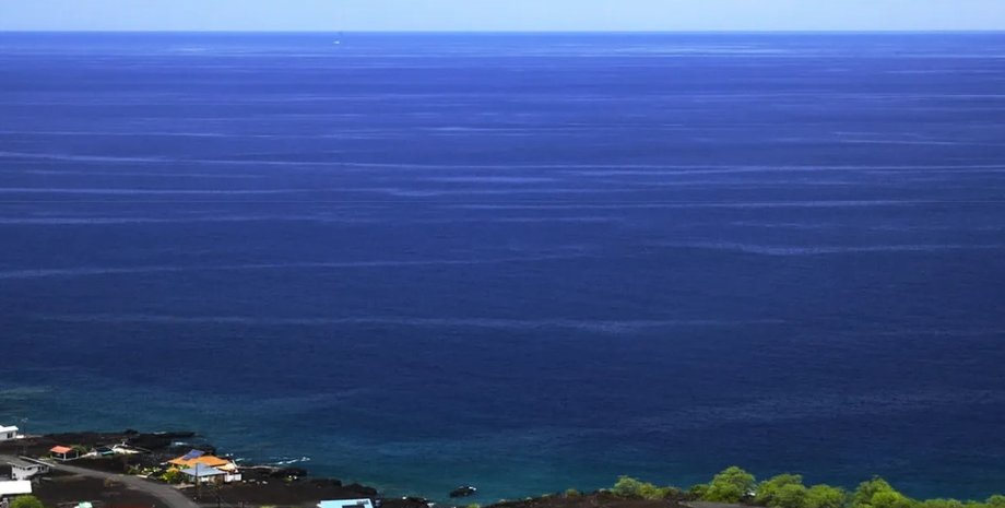 море, гладкі плями на морі