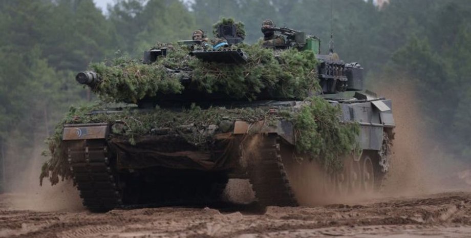 Танк Leopard 2, фото