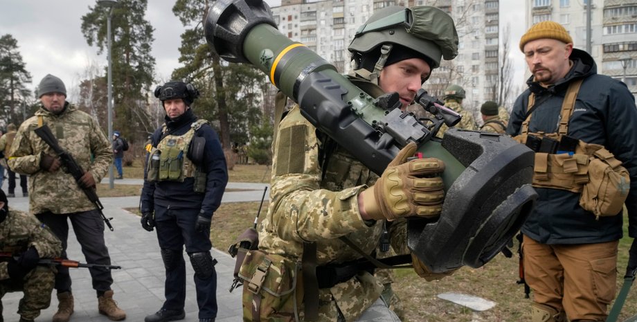 Поставки оружия, ВСУ,