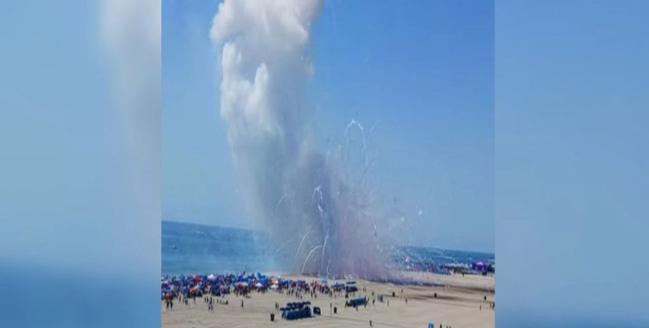 фура, фейерверки, взрыв,