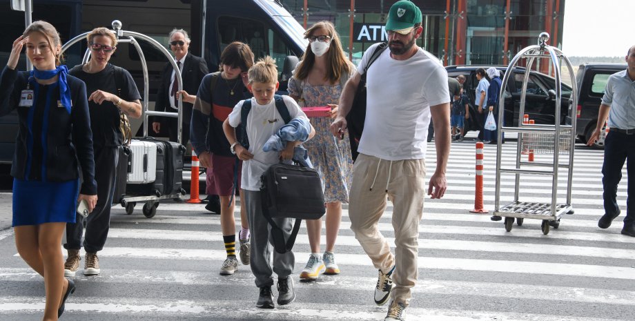 Бен Аффлек із сином, син бена аффлека та дженніфер гарнер, семюель аффлек, баскетбол, дженніфер лопес