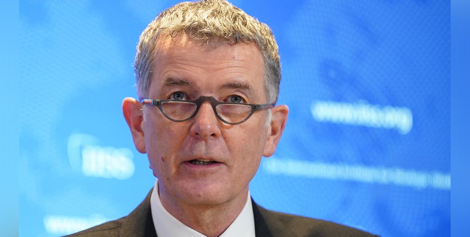 ричард мур, глава британской разведки ричард мув, глава mi6 ричард мур, ричард мур шеф разведки британии