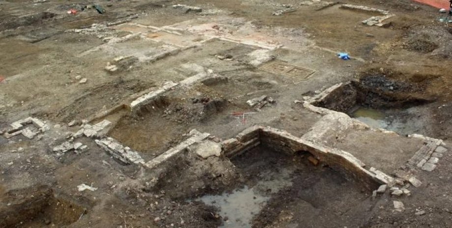 розкопки Відкриття середньовічної ферми, Археологія, Історична пам'ятка, Археологічні знахідки Англії, Історія розведення великої рогатої худоби