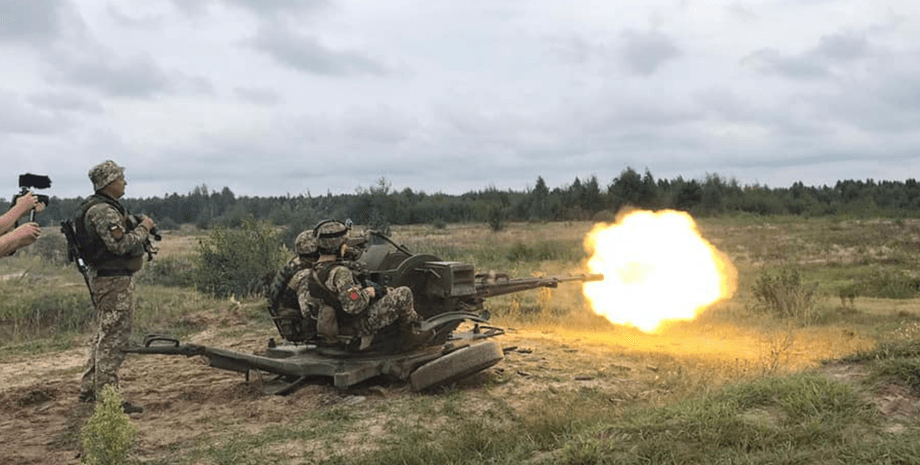 зенітна установка, ВСУ, Кривий Ріг, вчення, війна, Росія, стрільби, ВСУ