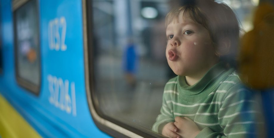 ребенок, ребенок поезд, ребенок путешествие, ребенок поездка