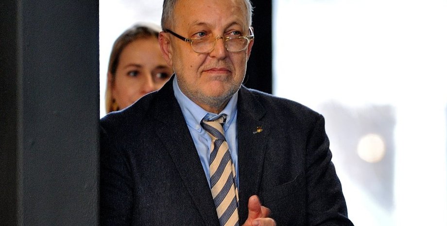 Юрій Макаров