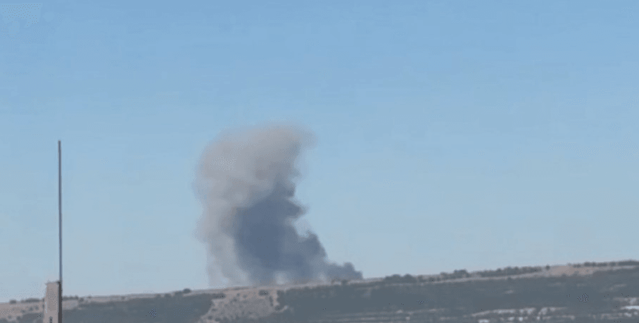 взрыв, чернильный дым, Крым