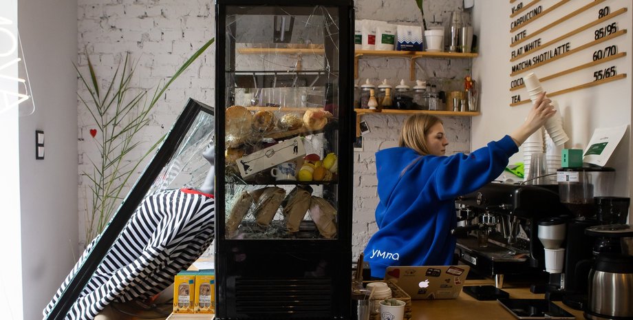 Балістичні ракети, обстріл, Київ, кав'ярня, вибухи, руйнування