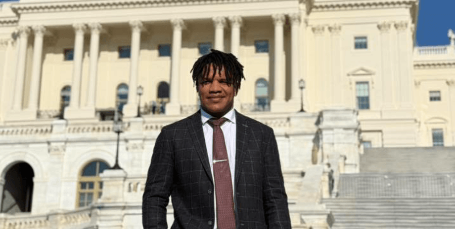 Жан Беленюк, Жан Беленюк у США, Жан Беленюк знайшов сто доларів, капітолій, гетманцев, податок