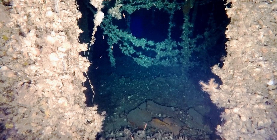 Британський лайнер Arcadian знайшли через 100 років після аварії, що побачили всередині, фото та відео судна