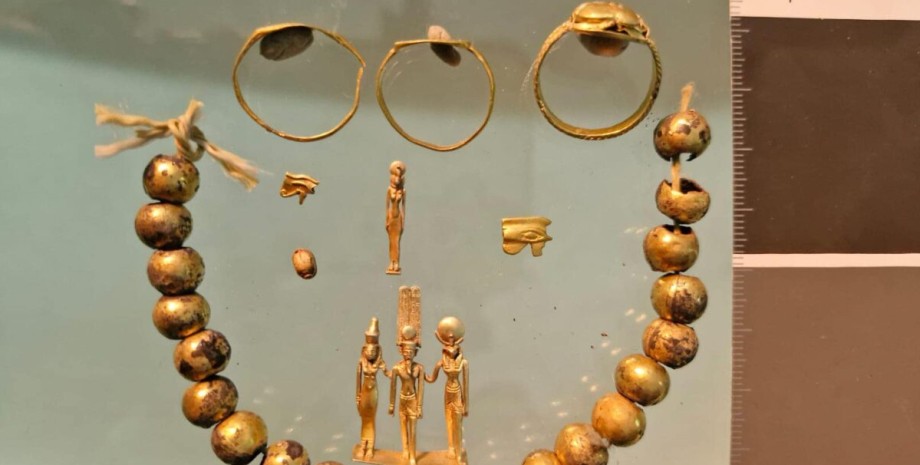 Сокровища из Карнака археологи, археология, раскопки, Египет, Древний Египет, Карнак, украшения, золото, артефакты,