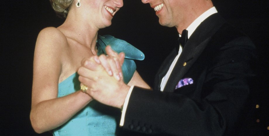 Принцесса Диана и король Карл III, развод дианы и чарльза, скандалы королевской семьи Великобритании