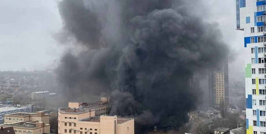 ростов на дону пожар, пожар ростов, взрывы в ростове, дым
