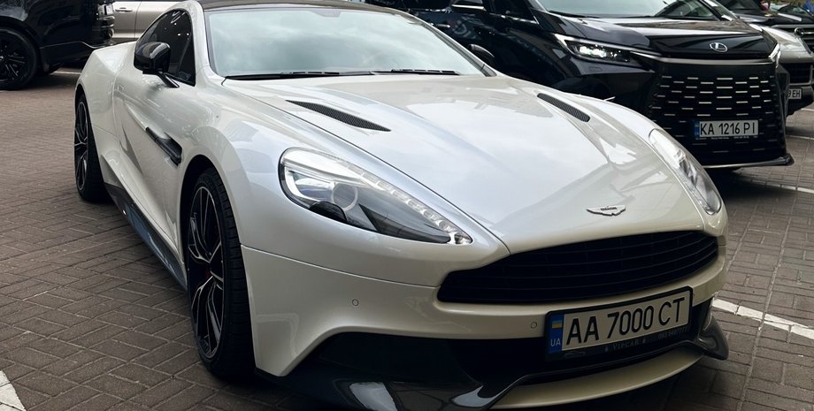 Aston Martin Vanquish