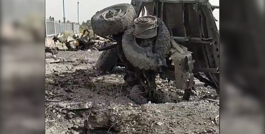 удар HIMARS, попадание HIMARS, мост Каховской ГЭС, попадание по мосту