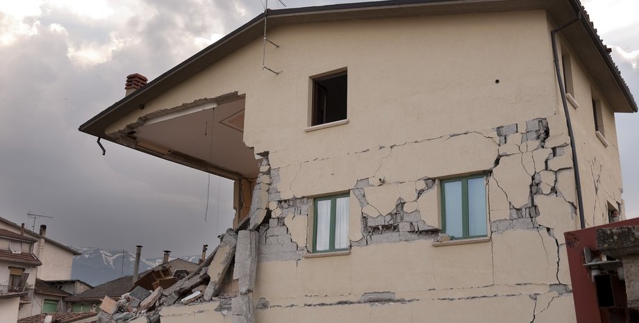 Землетрясение, Румыния, подземные толчки, разрушения