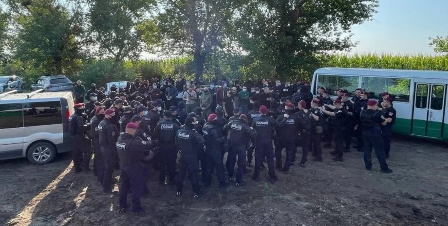 столкновения, Черкасская область, Владимир Зеленский