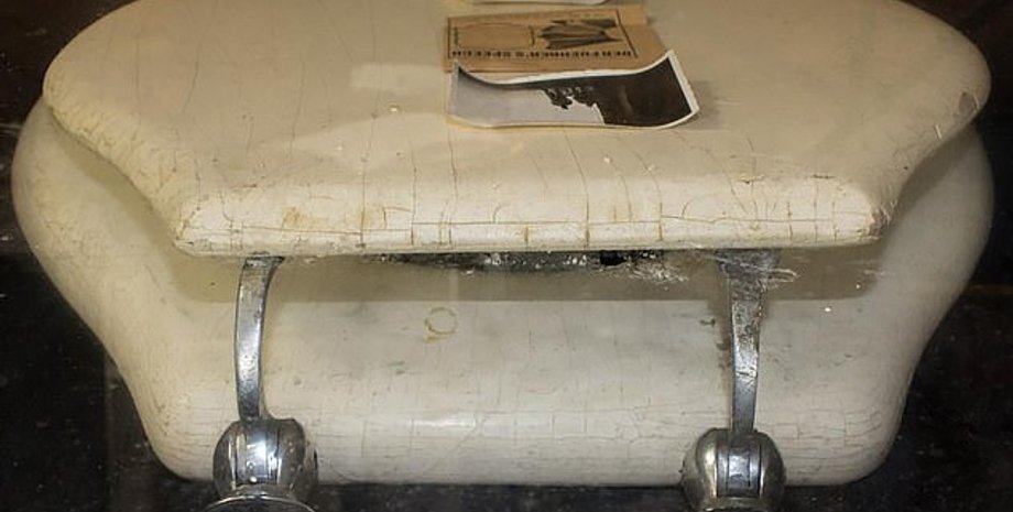 Сидение для унитаза, Гитлер, Бергхоф